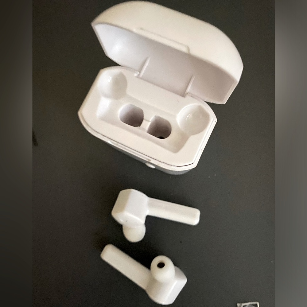 ONN. TRUE WRLS GEN3 WHITE EARBUDS